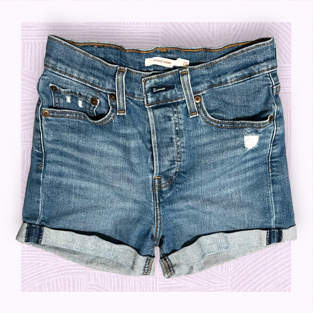 LEVIS wedgie shorts sz 26